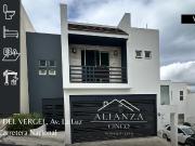 Casa en VENTA Lomas del Vergel, Av. La Luz, Carr. Nacional