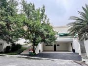 CASA EN VENTA – LAS CALZADAS