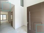 CASA EN VENTA LAS ESMERALDAS ZONA CARRETERA NACIONAL...