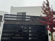 CASA EN VENTA LAS LOMAS SECTOR JARDINES