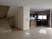 CASA EN VENTA LISTA PARA ESTRENAR EN PRIVADA LOMAS DE...