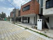 CASA EN VENTA LOMAS DE ANGELOPOLIS