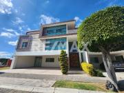 CASA EN VENTA LOMAS DE ANGELOPOLIS CLUSTER 333 3