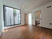 Casa con Recámara en Planta Baja y Roof Garden – Lomas...