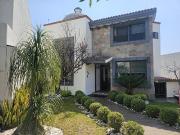 CASA EN VENTA LOMAS DE ANGELOPOLIS I