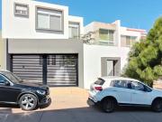 CASA EN VENTA LOMAS DE GRAN JARDIN CON VISTA A LA PRESA CASA EN VENTA LOMAS DE GRAN JARDIN CON VISTA A LA PRESA