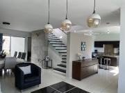 Casa en Venta Lomas de Juriquilla 4 recamaras