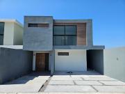 CASA EN VENTA, LOMAS DE MEDITERRANEO – RIVIERA...