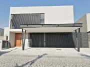 CASA EN VENTA LOMAS DEL CAMPANARIO NORTE EL MARQUES...