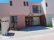 Casa en Venta Lomas del Marques, Recámara en P/B, Sala de TV