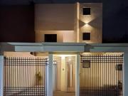 Casa en Venta Completamente Renovada en Lomas Lindas...