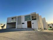 CASA EN VENTA LOMAS PUNTA DEL ESTE LEON GUANAJUATO ZONA ESTE