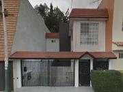 CASA EN VENTA LOMAS VERDES 4TA SECCION