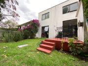 CASA EN VENTA LOMAS VERDES, JARDIN