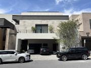 CASA EN VENTA LOS AGAVES