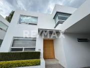 CASA EN VENTA LOS ENCINOS JURIQUILLA 3