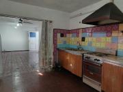 Casa en venta los paraisos 1438 /guaymallen, frente a...
