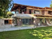 CASA EN VENTA, LOS TRAPENSES, A PASOS DE COLEGIOS