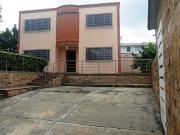 Casa En Venta Macaracuay 480 Mts2 C. 596 Mts2 T. Caracas