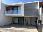 Casa en venta, Mallorka Park, Frente Angelopolis