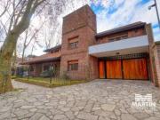 Casa en venta Martinez, 4 dormitorios, escritorio, play,...