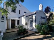 Casa en Venta Martínez Pileta y Jardin Impecable