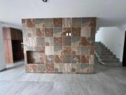 Casa en Venta Mayorazgo, en Esquina Frente a Area Verde