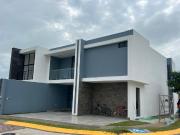 Casa en Venta Mayorazgo, en Esquina Frente a Area Verde Casa en Venta Mayorazgo, en Esquina Frente a Area Verde