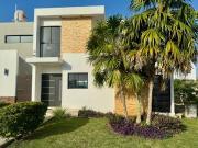CASA EN VENTA MÉRIDA, CERCA DEL PERIFÉRICO