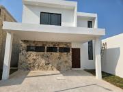 CASA EN VENTA MERIDA, CHOLUL, EN PRIVADA, ENTREGA INMEDIATA