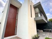 CASA EN VENTA MÉRIDA, CHOLUL PARQUE NATURA CON CASA CLUB...