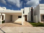 CASA EN VENTA MERIDA, CHOLUL, PRIVADA MORERA, MOD. 177,...