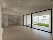 CASA EN VENTA MERIDA, EN GRAN SAN PEDRO CHOLUL, PRIVADA...