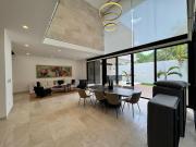 CASA EN VENTA MERIDA, EN LA PRIVADA MAS EXCLUSIVA, LISTA