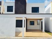 CASA EN VENTA MÉRIDA, FRACC CHUBURNÁ