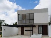 CASA EN VENTA MERIDA, SANTA GERTRUDIS COPO,PRIVADA...