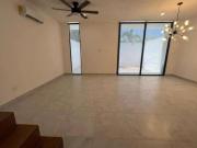 CASA EN VENTA MÉRIDA, UBICACIÓN IDEAL EN KOMCHEN