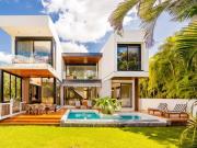 CASA EN VENTA MERIDA, YUCATAN COUNTRY CLUB, FRENTE A...