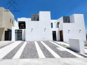 Casa en Venta Meseta, Terraza, Recámara P/B, Acabados de...