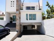CASA EN VENTA MILENIO III