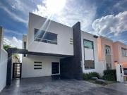 CASA EN VENTA MISIONES IV