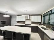 CASA EN VENTA MITRAS CENTRO CASA EN VENTA MITRAS CENTRO