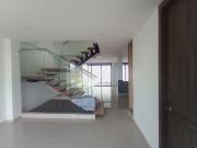 Casa en Venta, Moderna, sector las Mercedes, en...