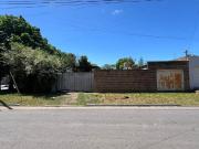 CASA EN VENTA MONTE GRANDE 4 AMBIENTES ESQUINA