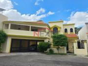 CASA EN VENTA MONTECARLO RESIDENCIAL