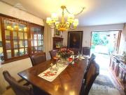 Casa en Venta Monterrico Surco con 4 Estacionamientos