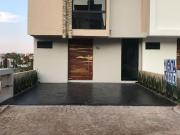 CASA EN VENTA MORELIA FRACC. BOSQUE MONARCA ALTOZANO