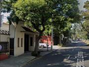 CASA EN VENTA, MUY AMPLIA CON EXCELENTE ILUMINACIÓN...