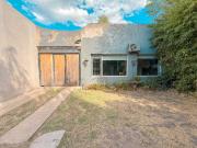 Casa en venta Navarro al 400