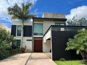 CASA EN VENTA NORTE MERIDA EXCELENTES CONDICIONES